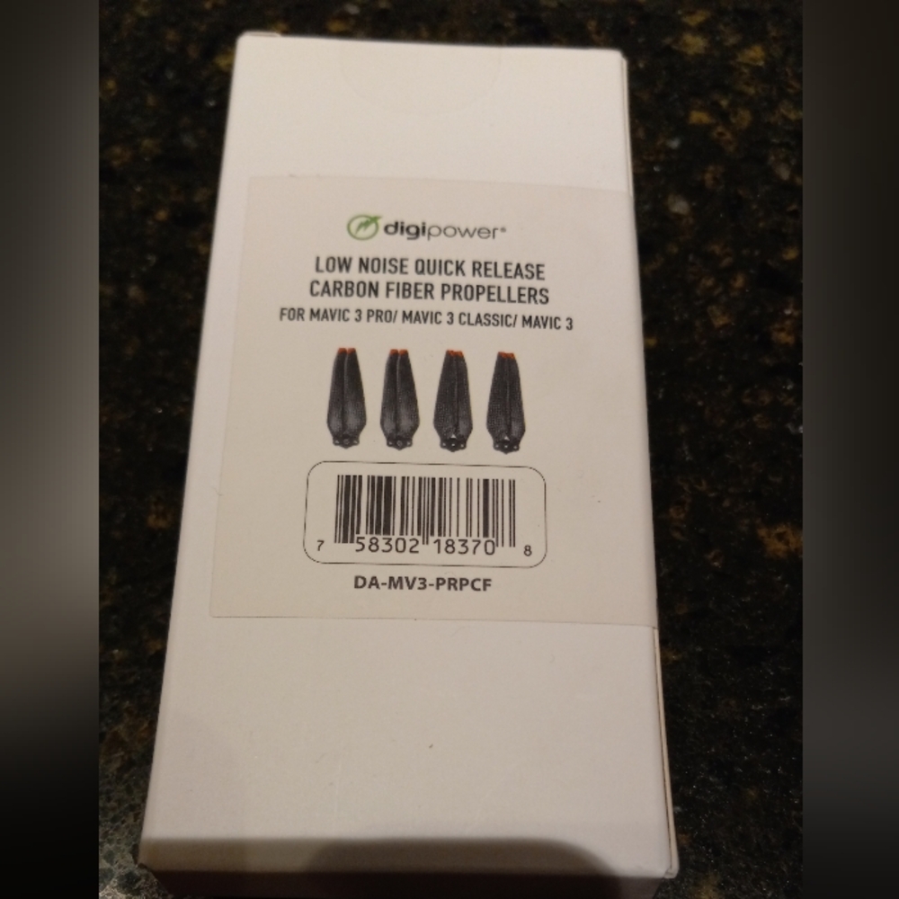 NWT digipower LOW NOISE QUICK RELEASE CARBON FIBER PROPELLERS